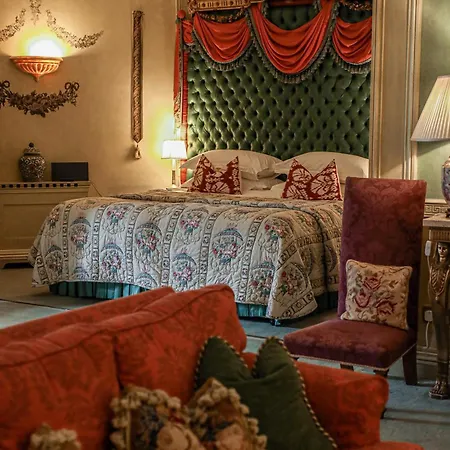 Hotel Marlfield House Relais Et Chateaux