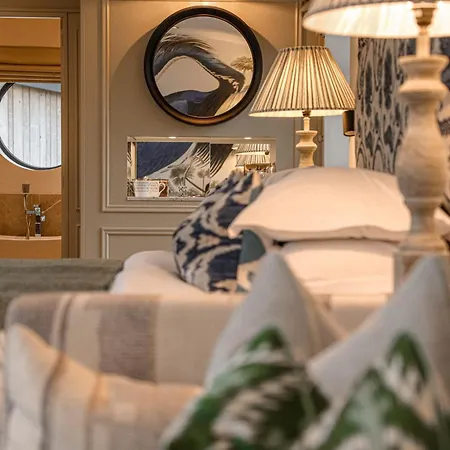 Marlfield House Relais Et Chateaux Hotel