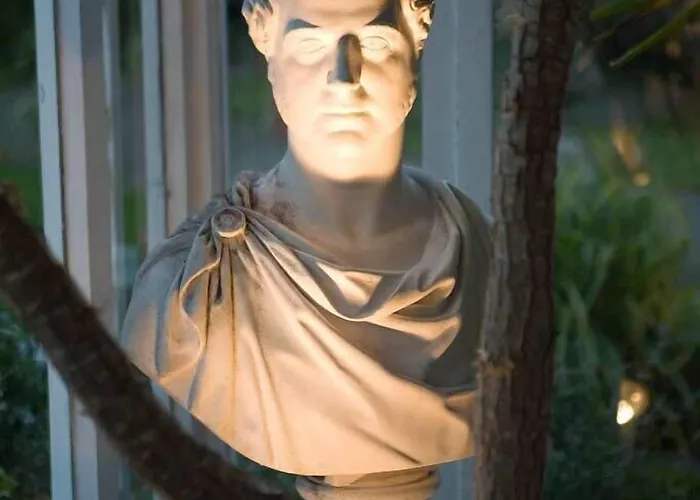 Hotel Marlfield House Relais Et Chateaux