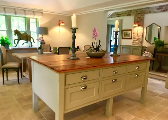 Hotel Marlfield House Relais Et Chateaux